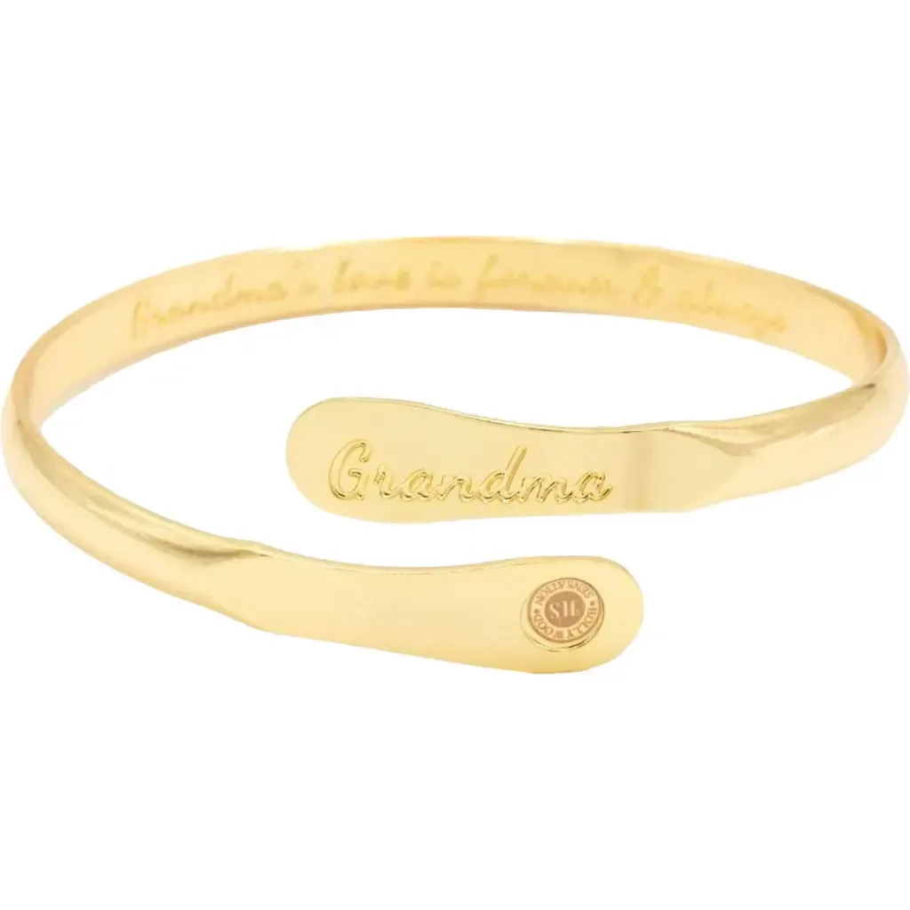 Grandma Bracelet Engraved by DLORIA