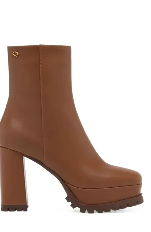 Harlem Boots in Brown Calf Leather by Gianvito Rossi