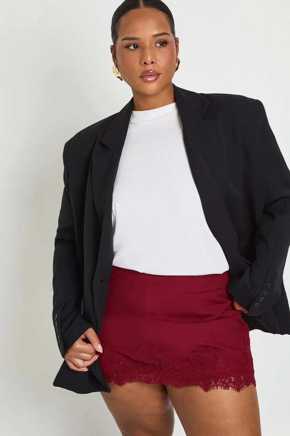Plus Lace Trim Crepe Mini Skirt by boohoo
