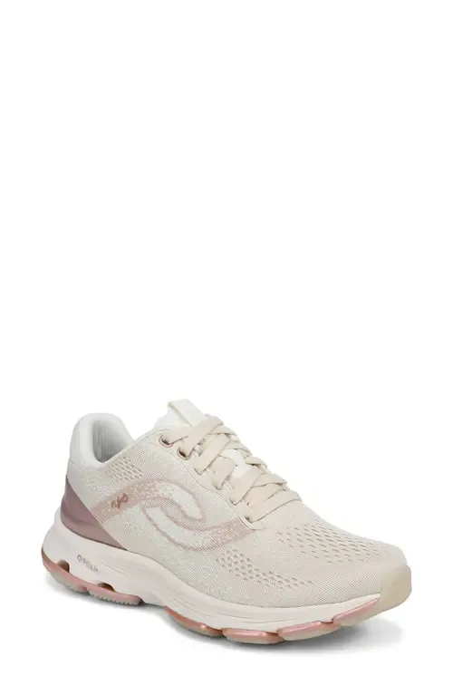 Devo Stride LX Sneaker by Rykä
