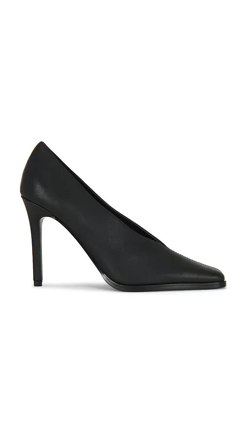 Mina Pump by RAYE