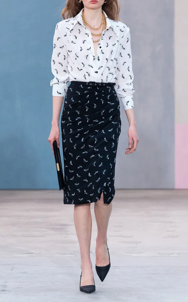 Good Girl Shoe Print Crepe Knee-Length Skirt by Carolina Herrera