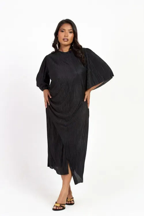 Ruched Side Flutter Sleeve Midi Dress by FASHION-SZN CURVE