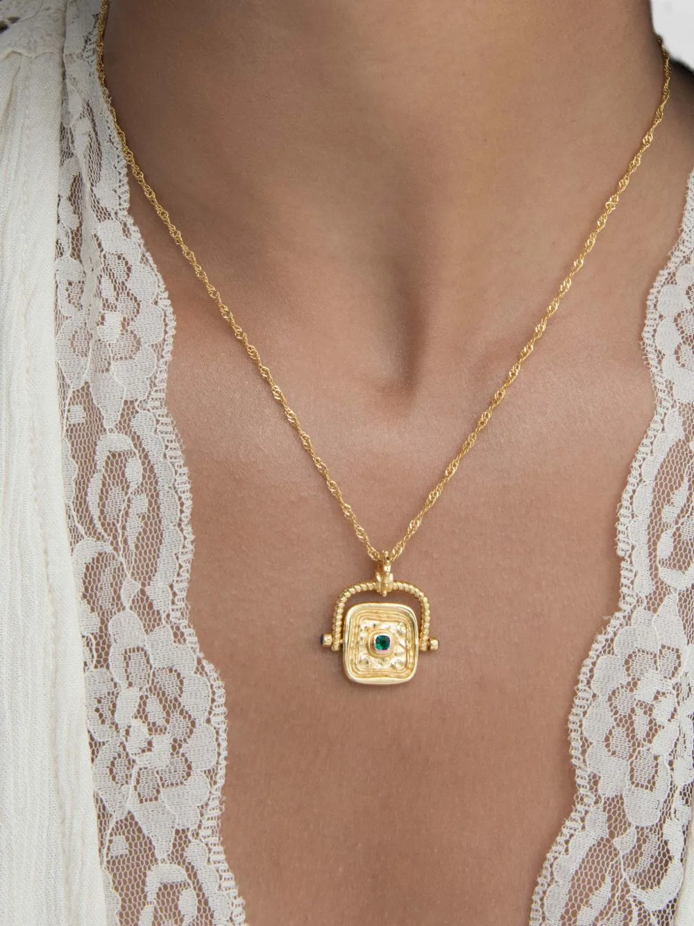 Wax Seal Rotating Necklace