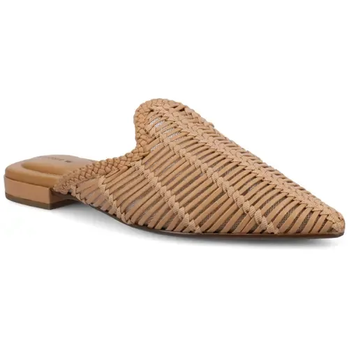 The Goldfinch 15 Slide Woven by Birdies
