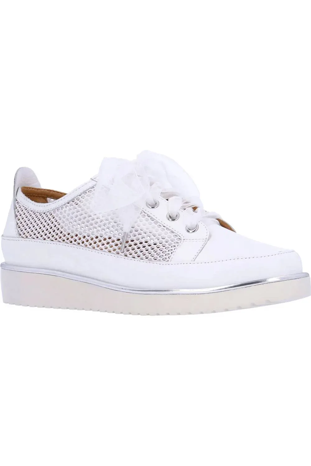 Zafira Lightweight Sneakers in White Kidskin / Mesh
