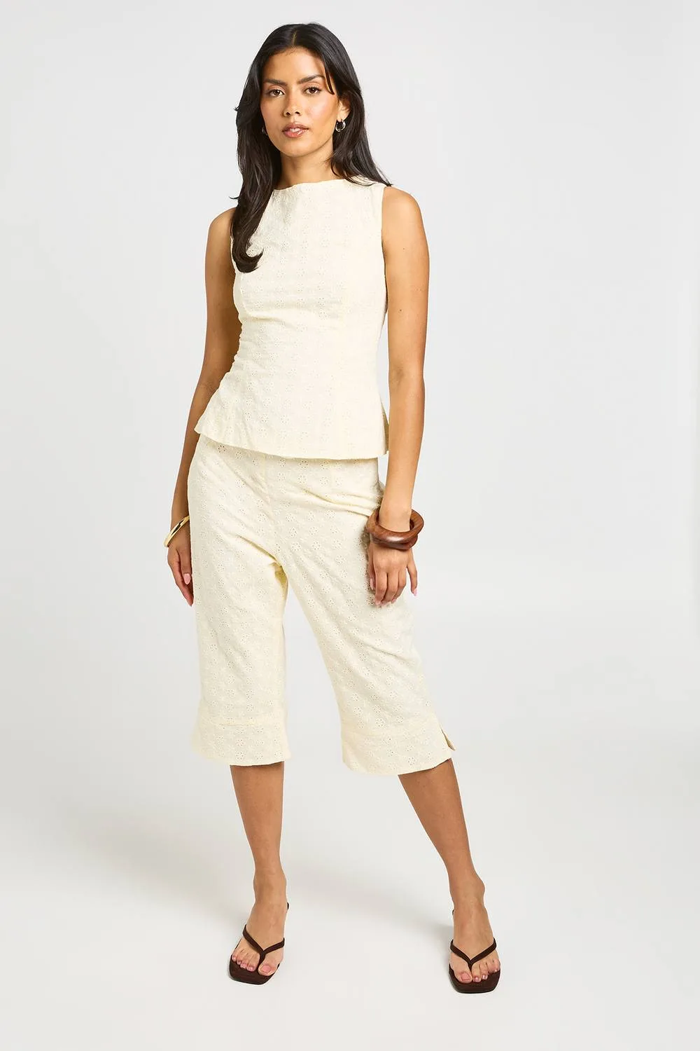 Woven Broderie Capri Trouser by boohoo