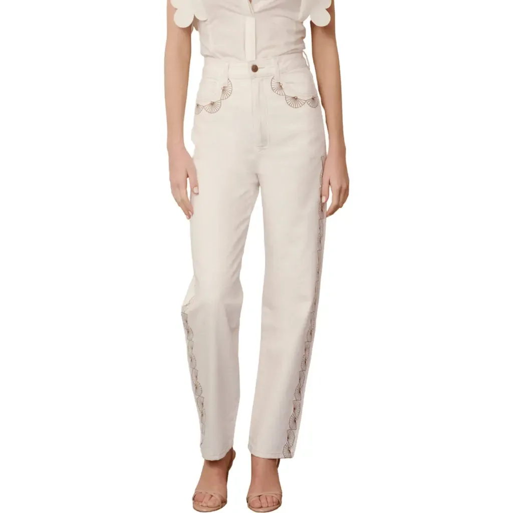Esencia Jeans by The IQ Collection