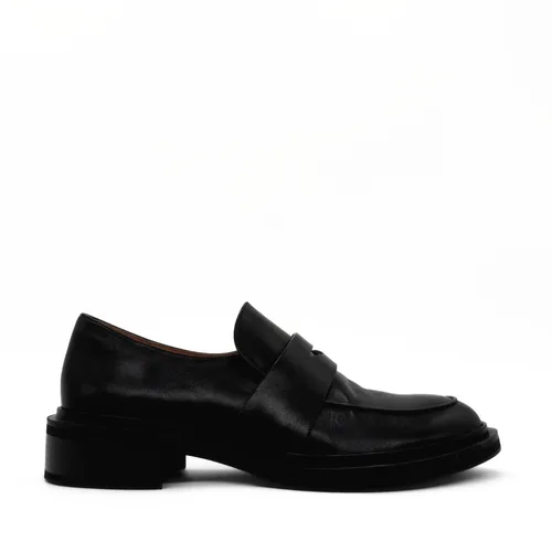 Drew Chunky Leather Loafer by Amie Rafa