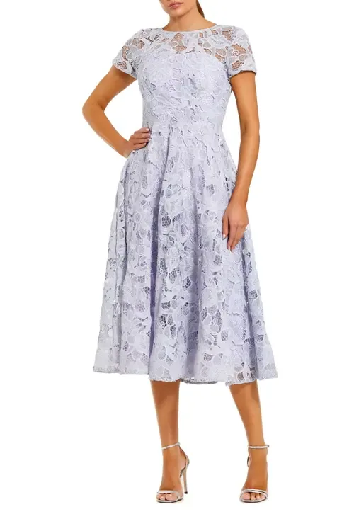 Elegant Lace A-Line Midi Dress with Bow Detail