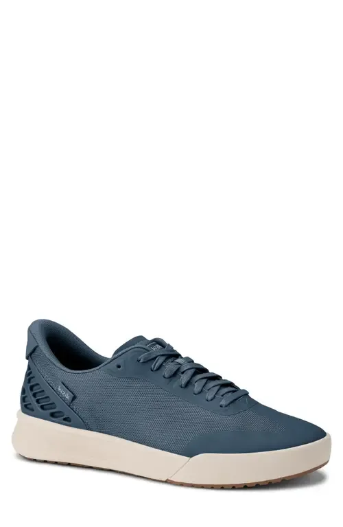 Austin Hands-Free Sneaker by Kizik