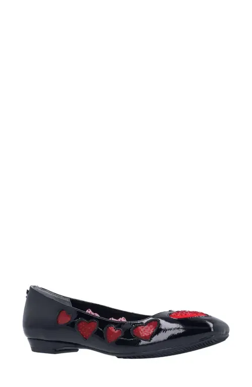 Truelove Flat by J. Reneé