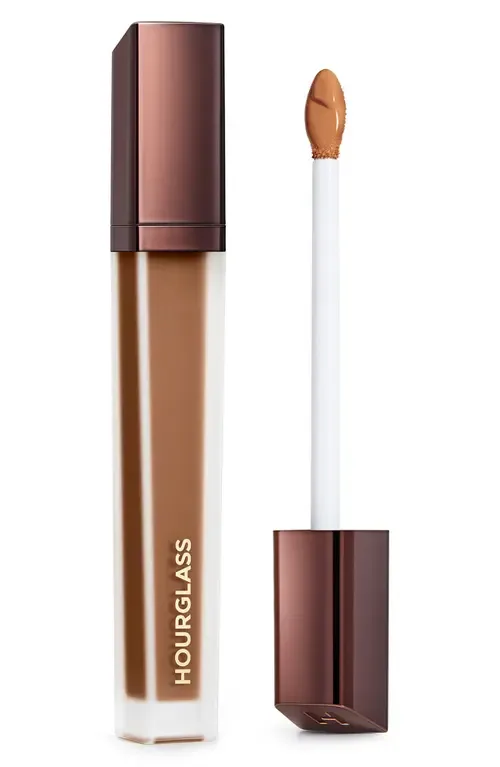 Vanish Airbrush Concealer in Velvet 10.5 by HOURGLASS
