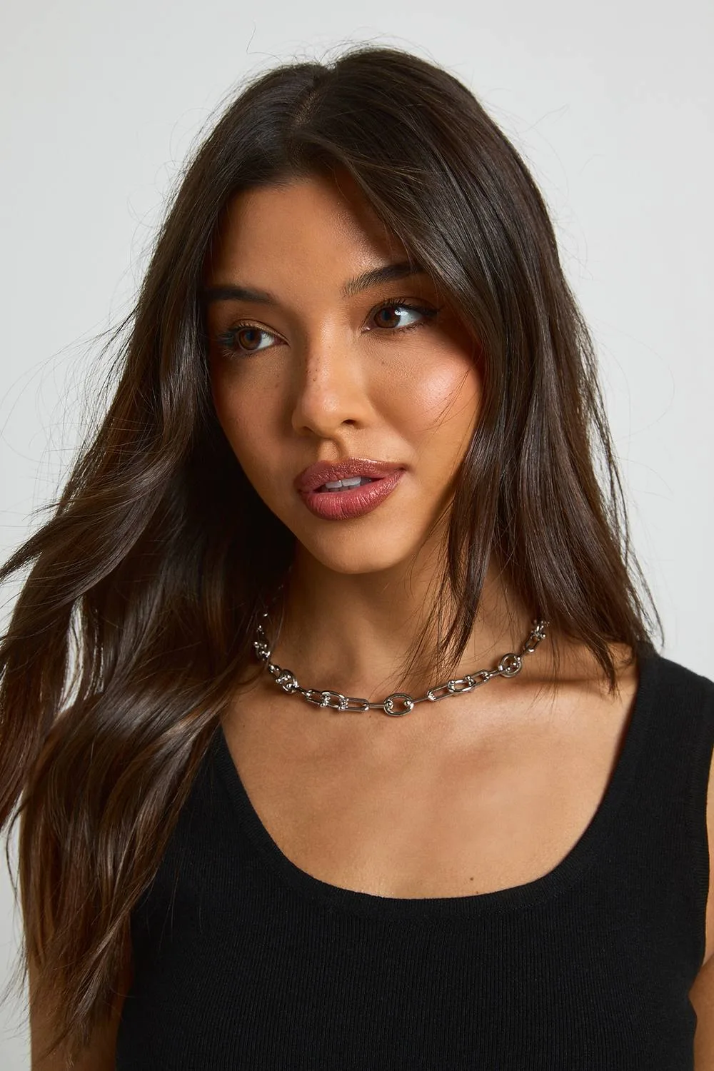 Linked Chain Necklace by boohoo