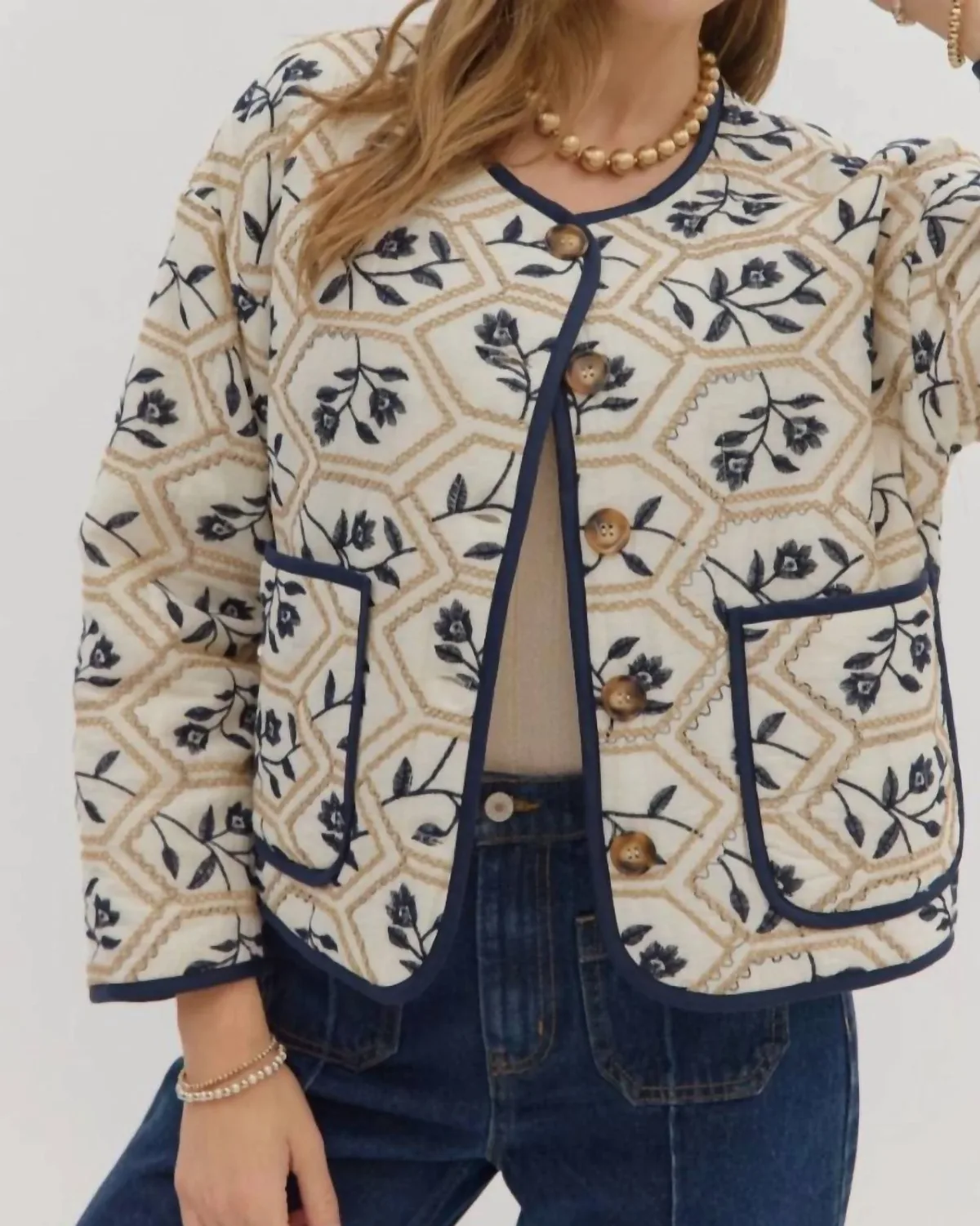 Pearl Quilted Jacket in Cream by entro