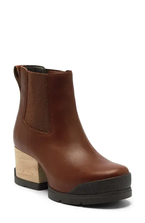 Roam'n™ Chelsea Platform Boot by SOREL