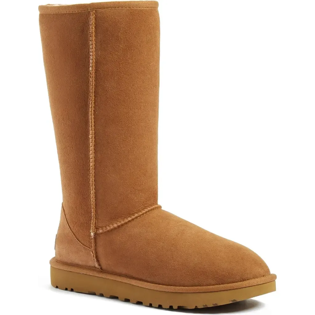 Classic II Genuine Shearling Lined Boot in Chestnut Suede by UGG(r)