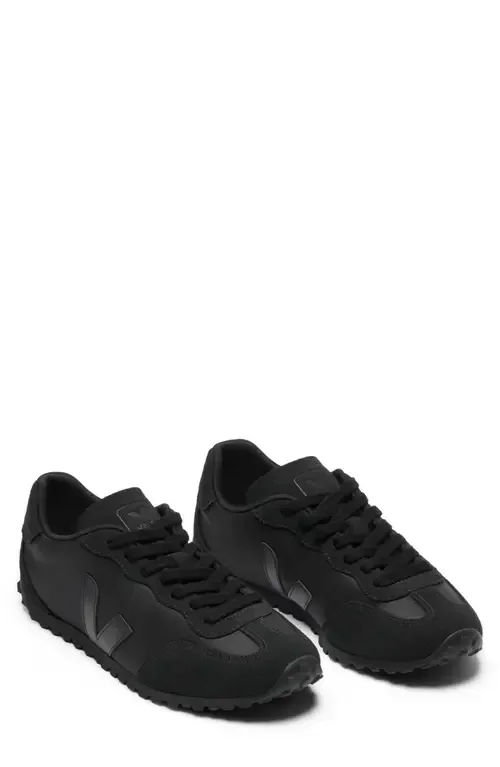 GT Sneaker