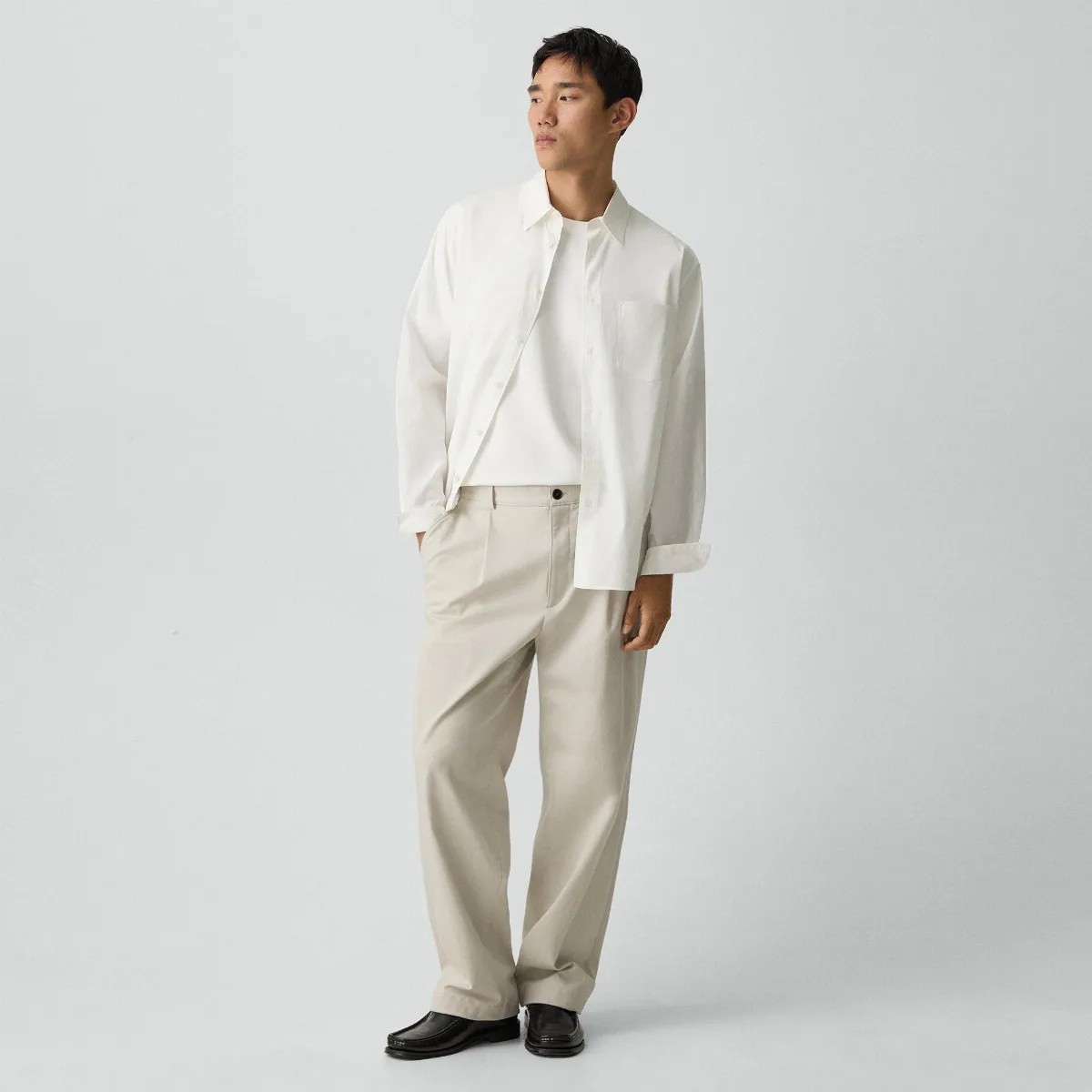 Relaxed Pleat Pant in Moonsoft Cotton by Theory