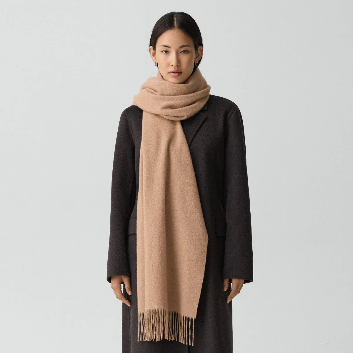 Classic Scarf in Cashmere by Theory