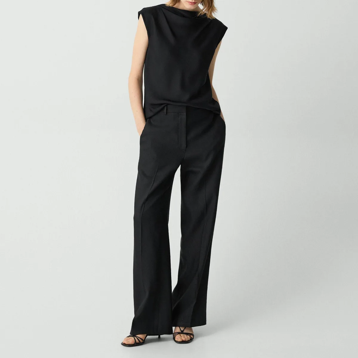 Straight Pant in Linen-Viscose by Theory