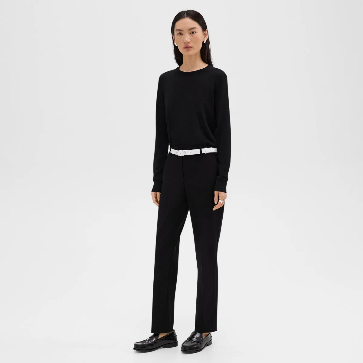 Classic Oblong Belt in Leather by Theory