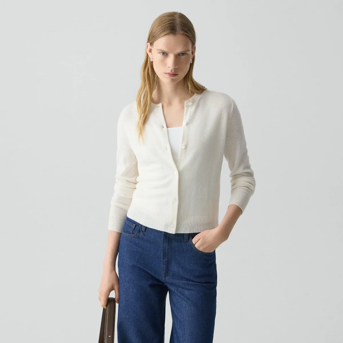 Crewneck Cardigan in Cashmere
