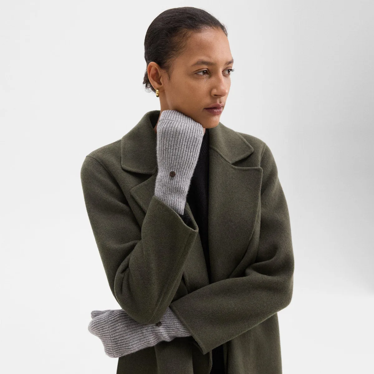 Fold-Back Gloves in Cashmere by Theory