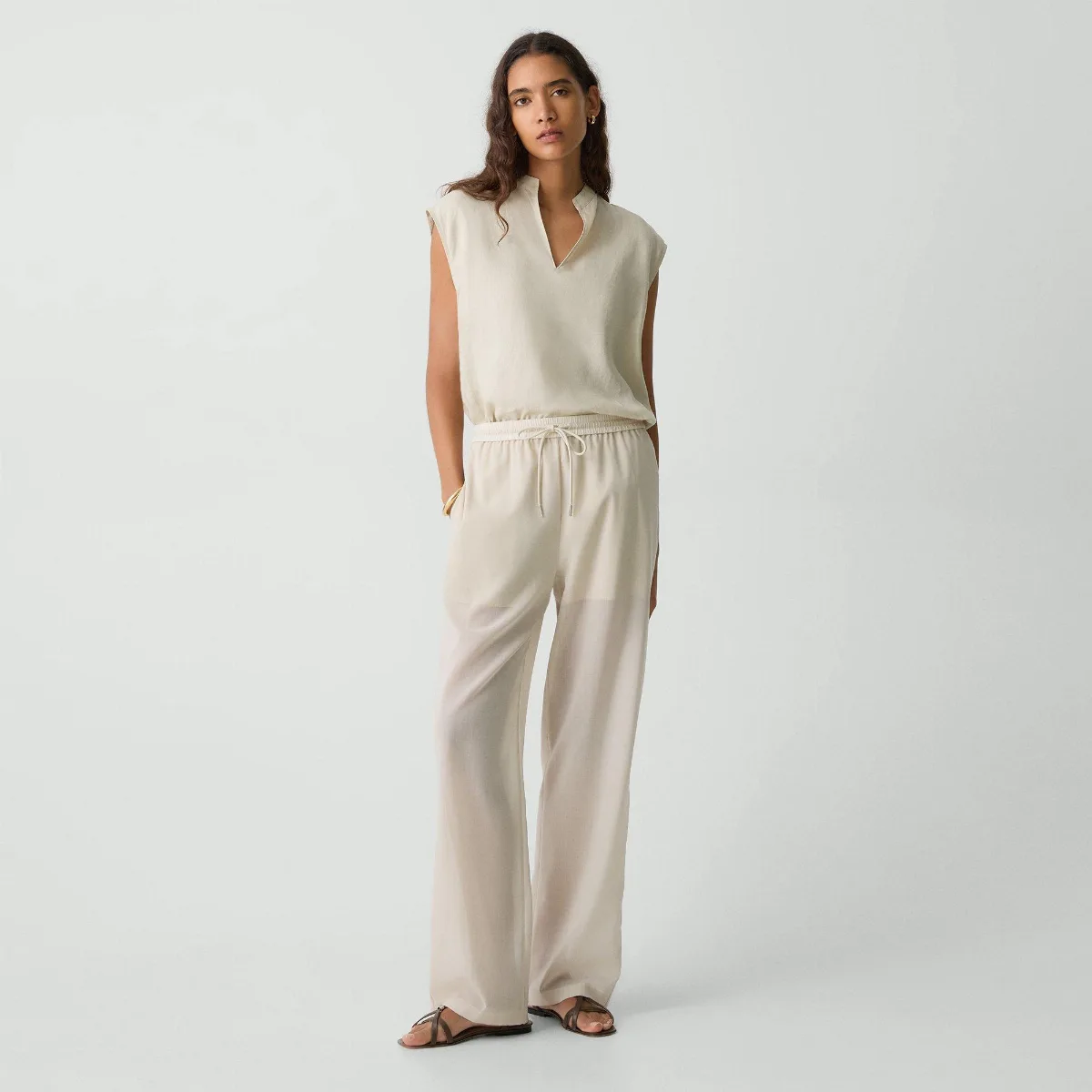 Drawcord Pull-On Pant in Airy Shirting