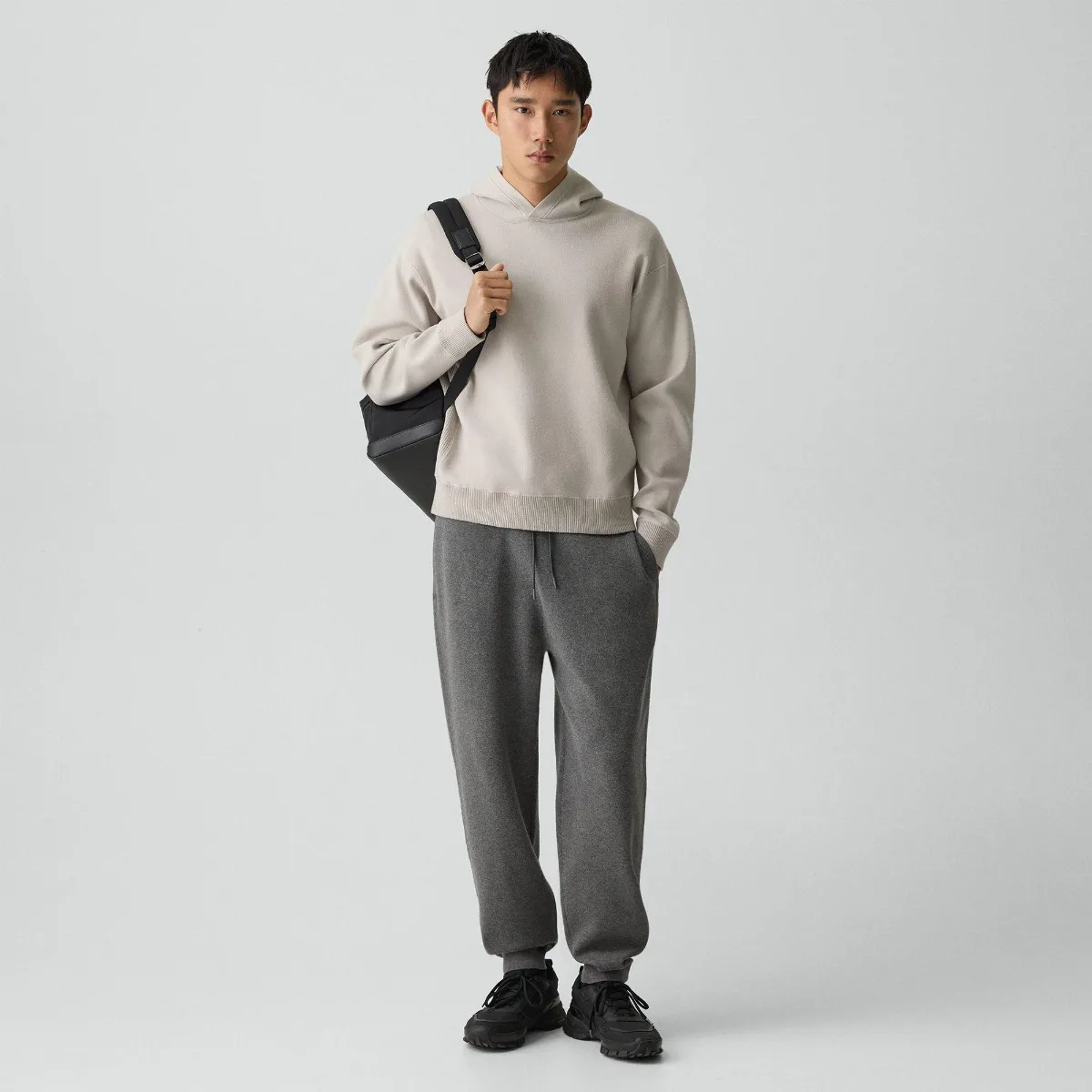 Drawstring Jogger in Light Bilen by Theory