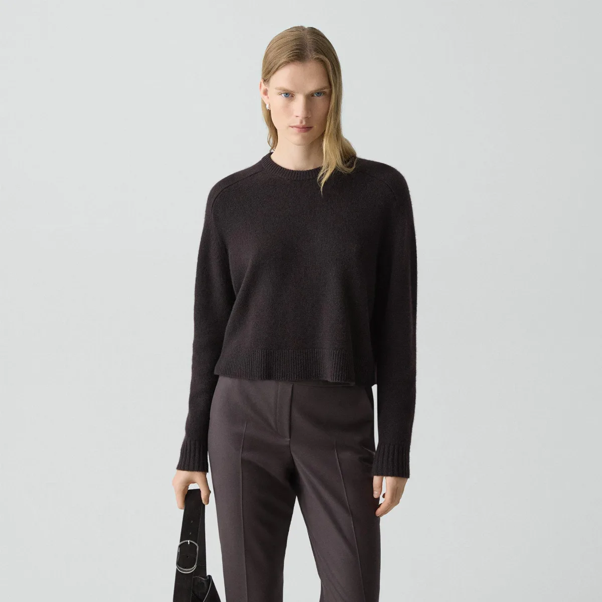 Cropped Crewneck Sweater in Cashmere by Theory