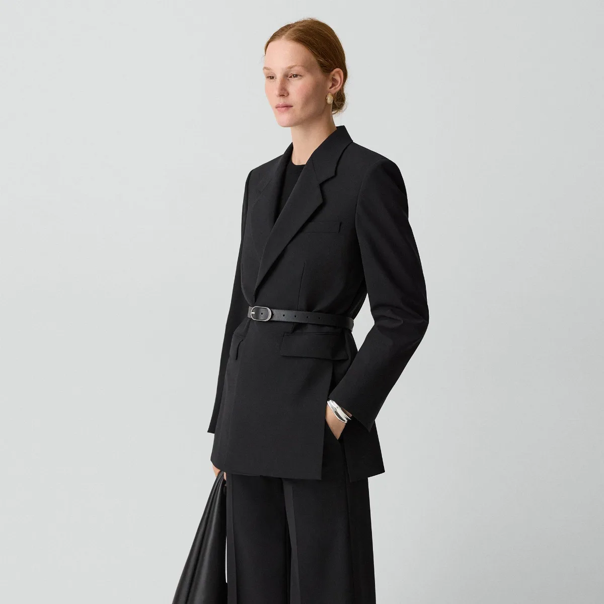 Vented Blazer in Good Wool