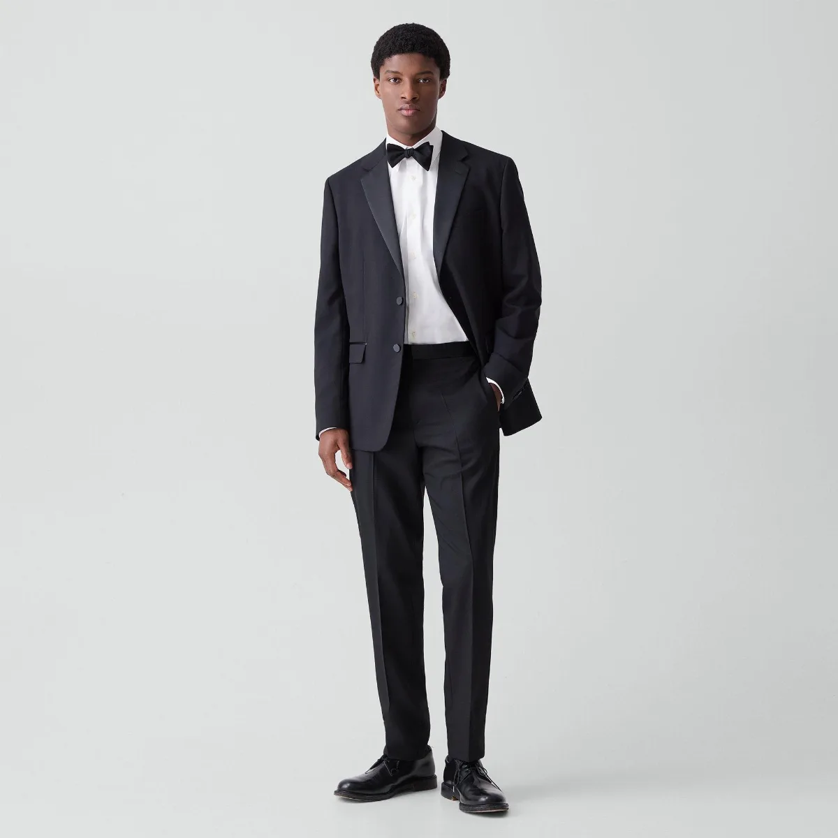 Mayer Tuxedo Pant in Stretch Wool by Theory
