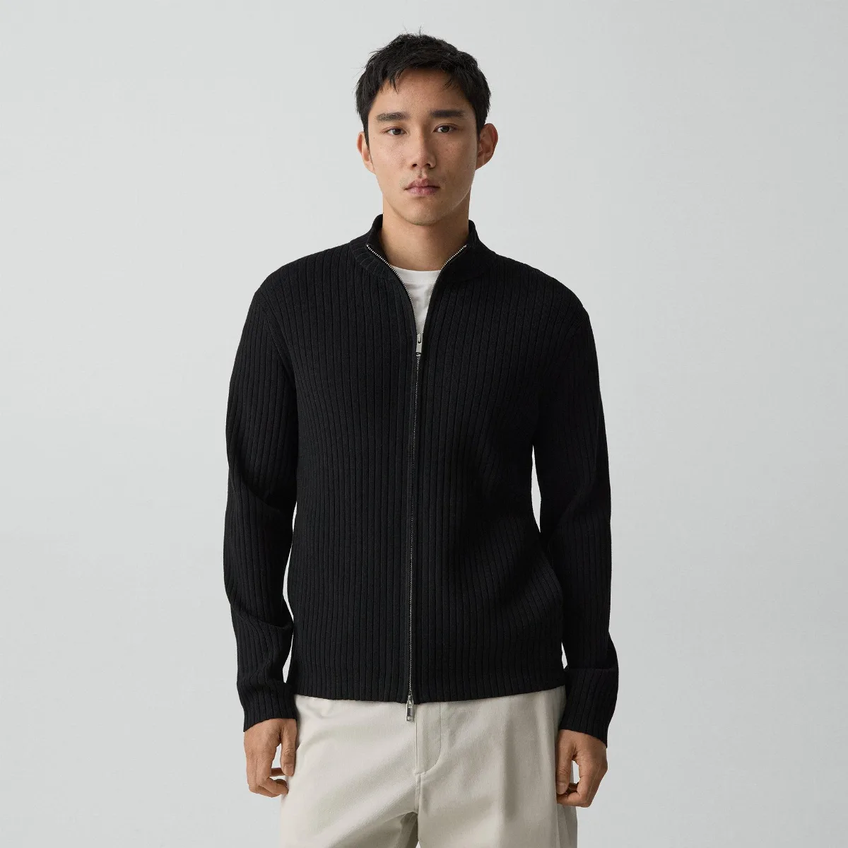 Ribbed Full-Zip Cardigan in Light Bilen