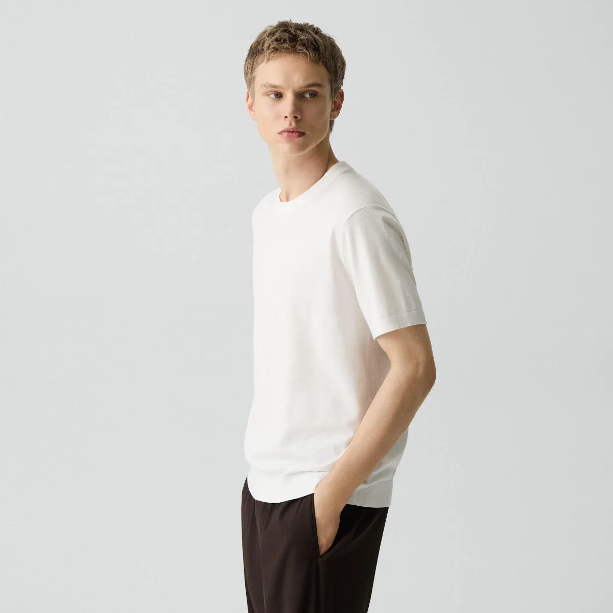 Soris Tee in Light Bilen by Theory