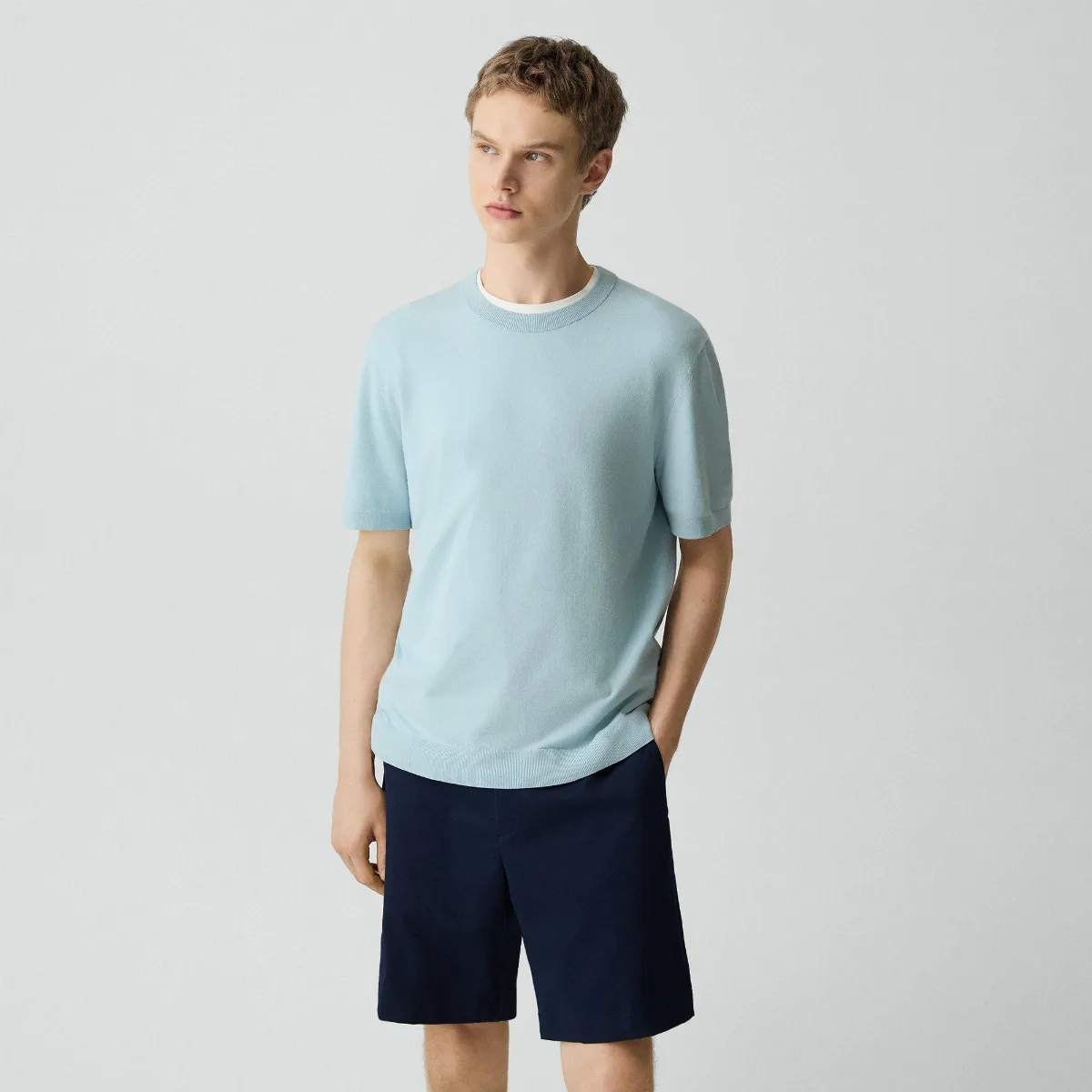 Soris Tee in Light Bilen by Theory