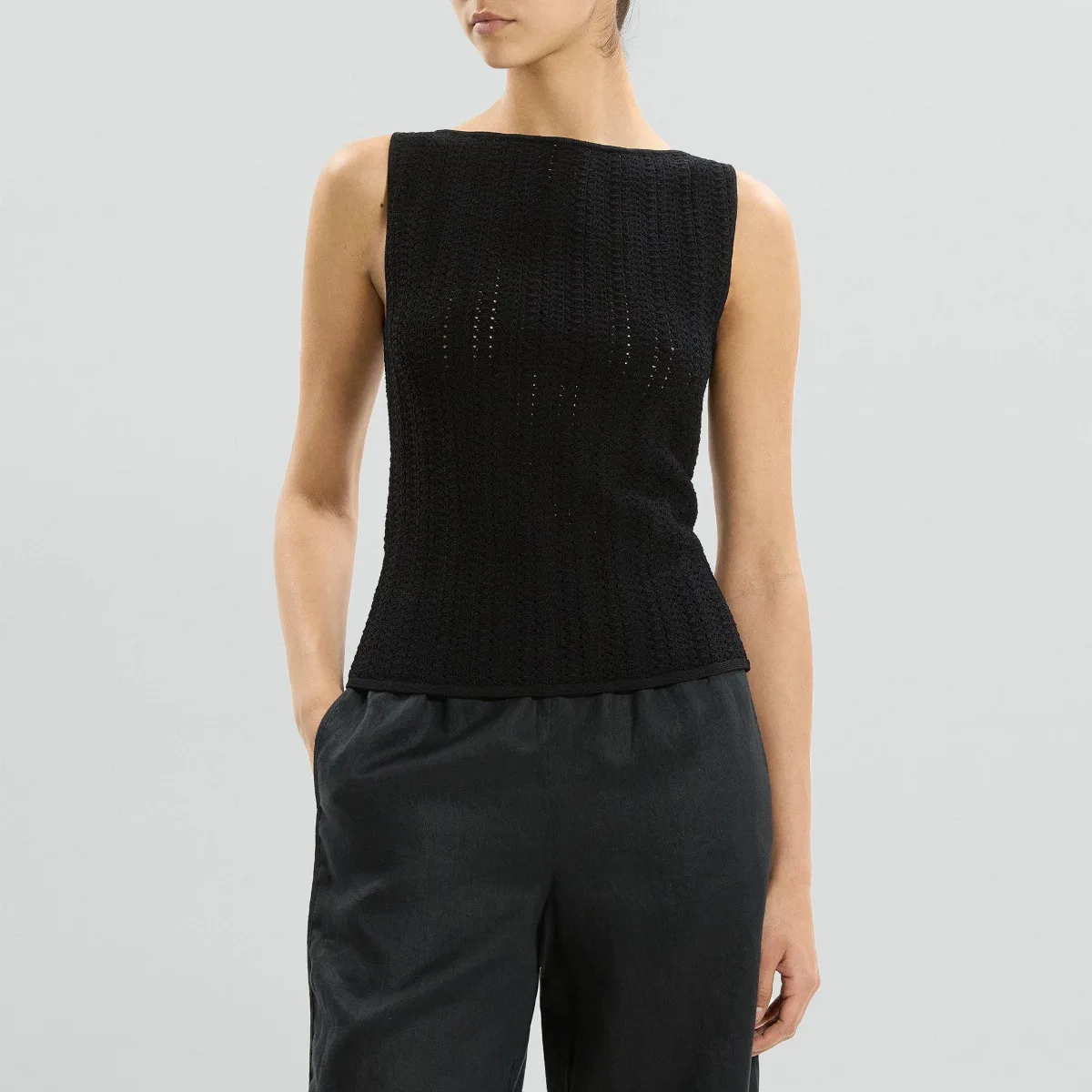 Boatneck Sleeveless Top in Crepe Knit
