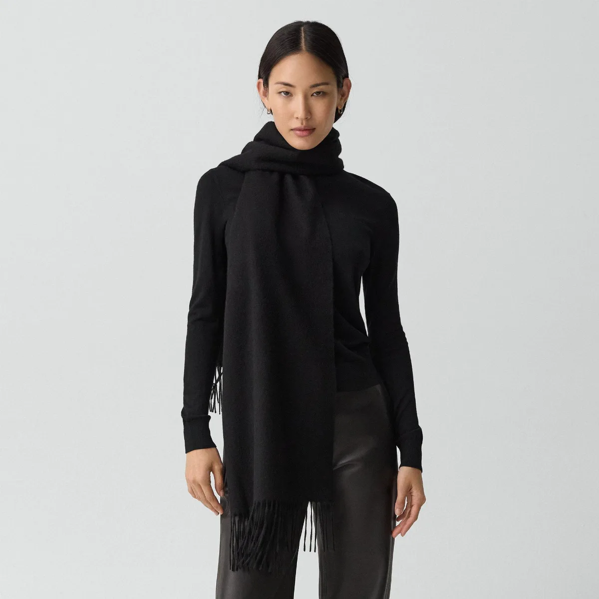 Classic Scarf in Cashmere by Theory