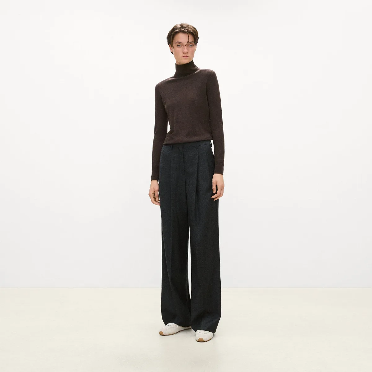 Double Pleat Pant, 33 in Sleek Flannel