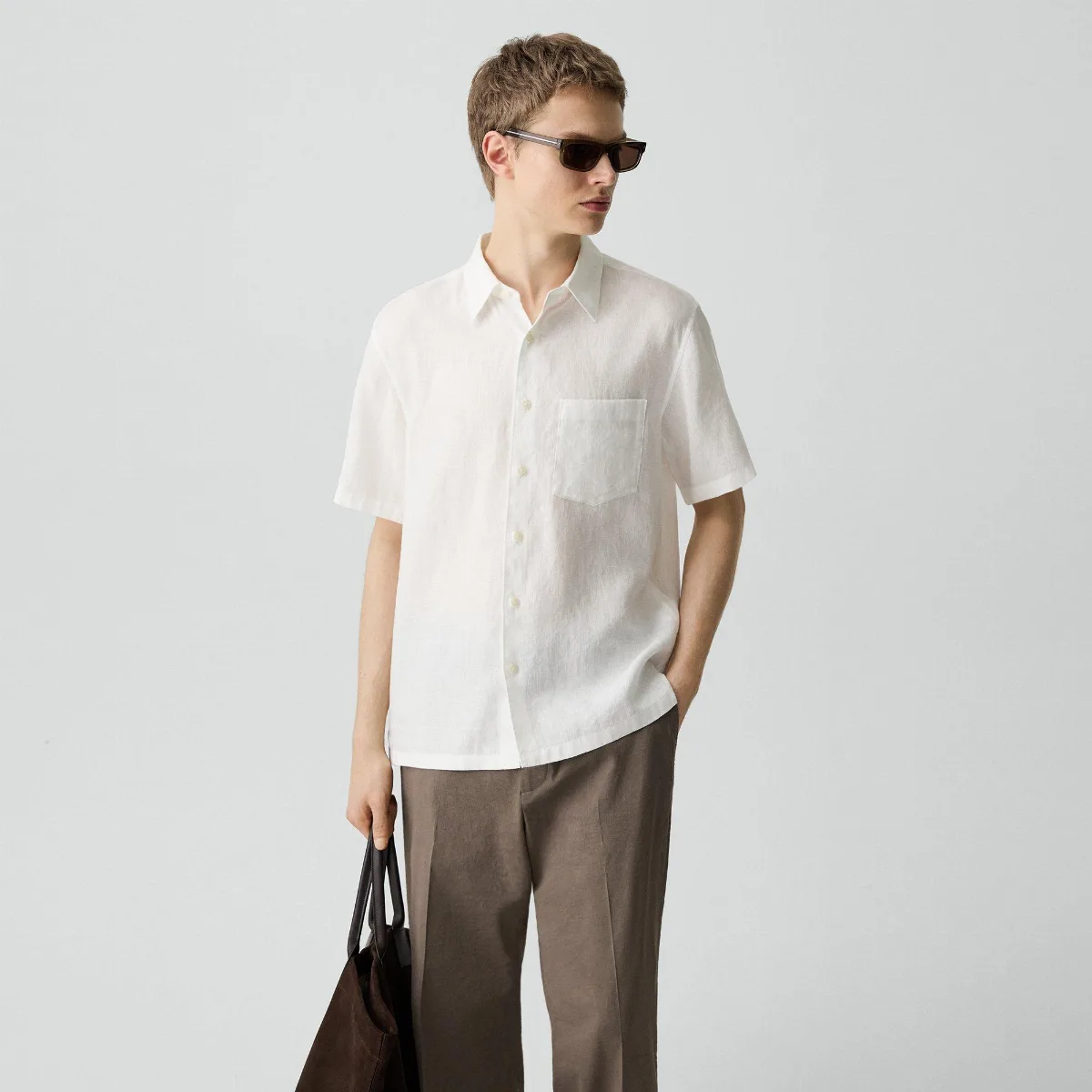 Irving Short-Sleeve Shirt in Relaxed Linen by Theory