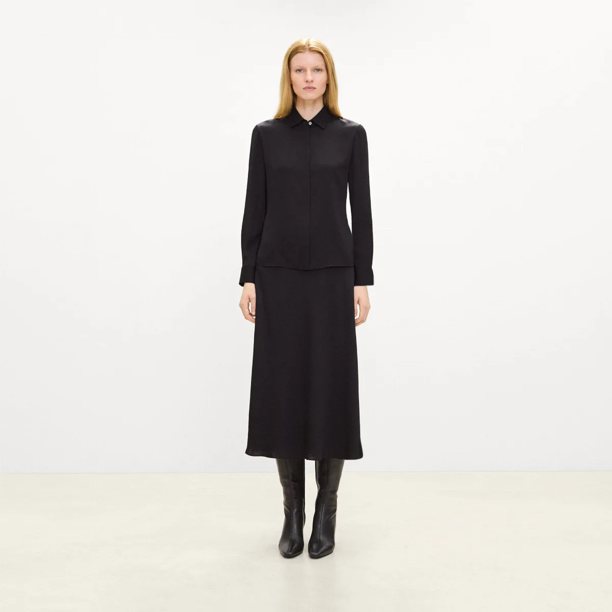 Fluid Pull-On Skirt in Silk Georgette by Theory