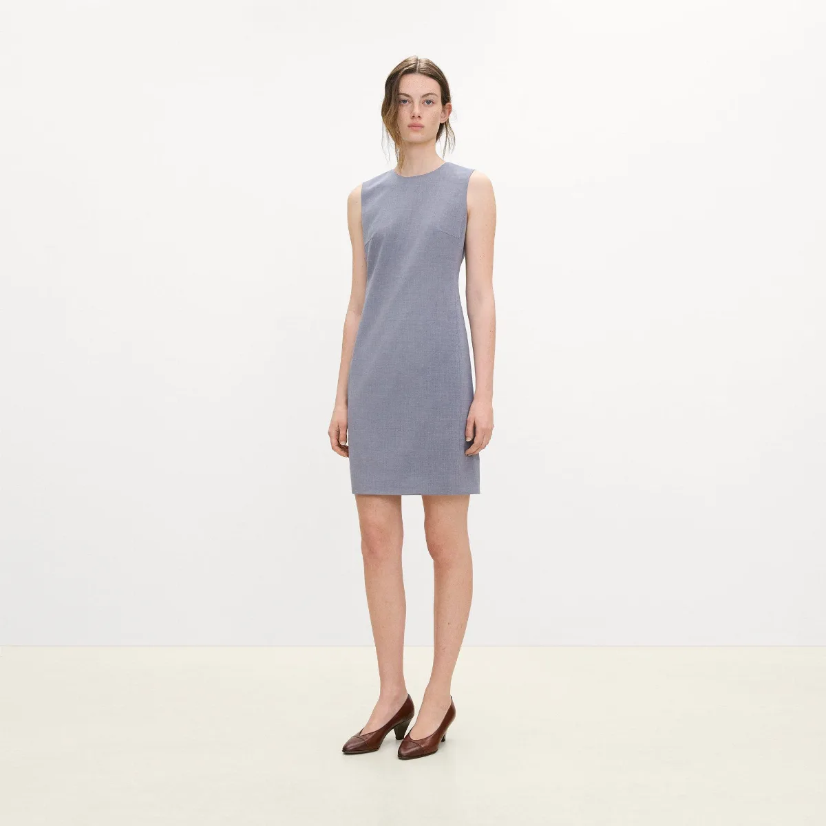 Sleeveless Fitted Dress in Wool Gabardine