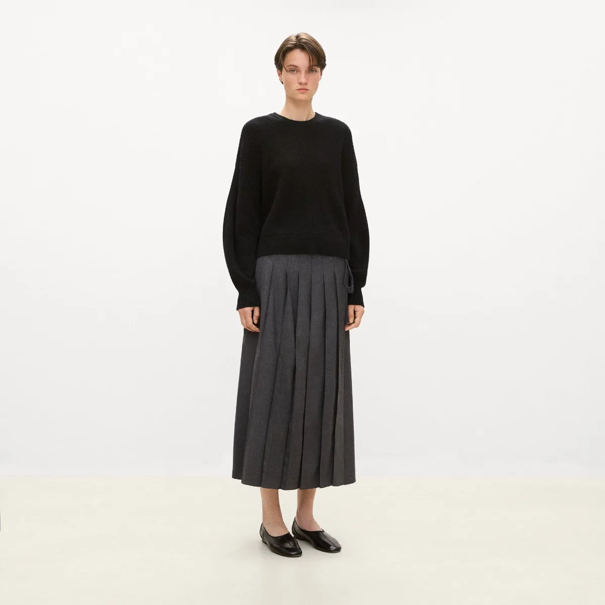 Textured Crewneck Sweater in Cashmere by Theory