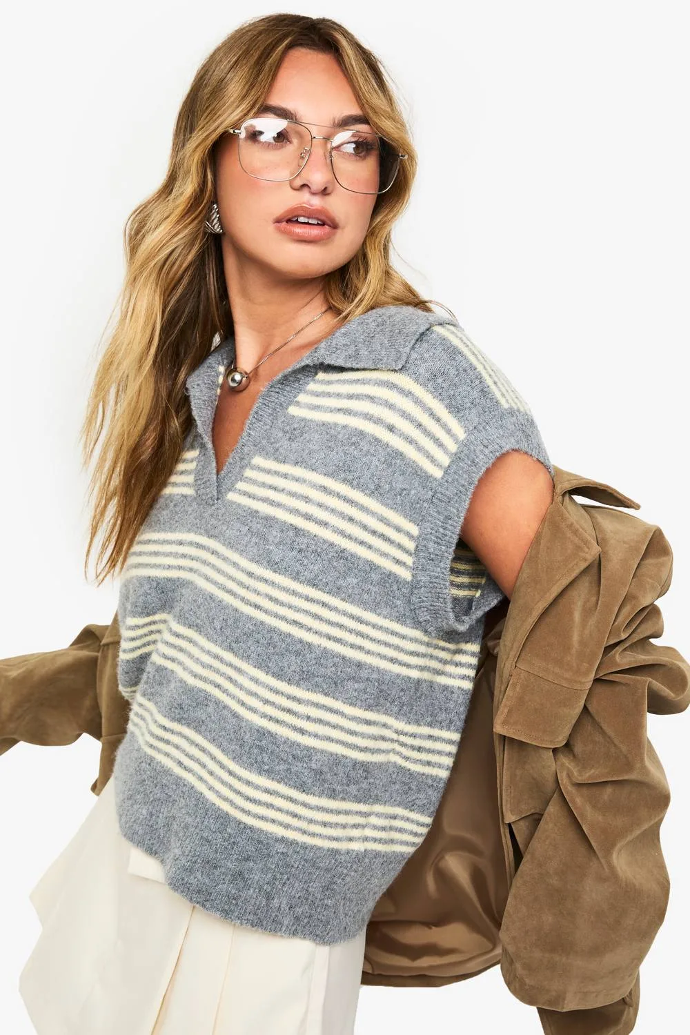 Collared V Neck Knitted Thin Stripe Vest by boohoo
