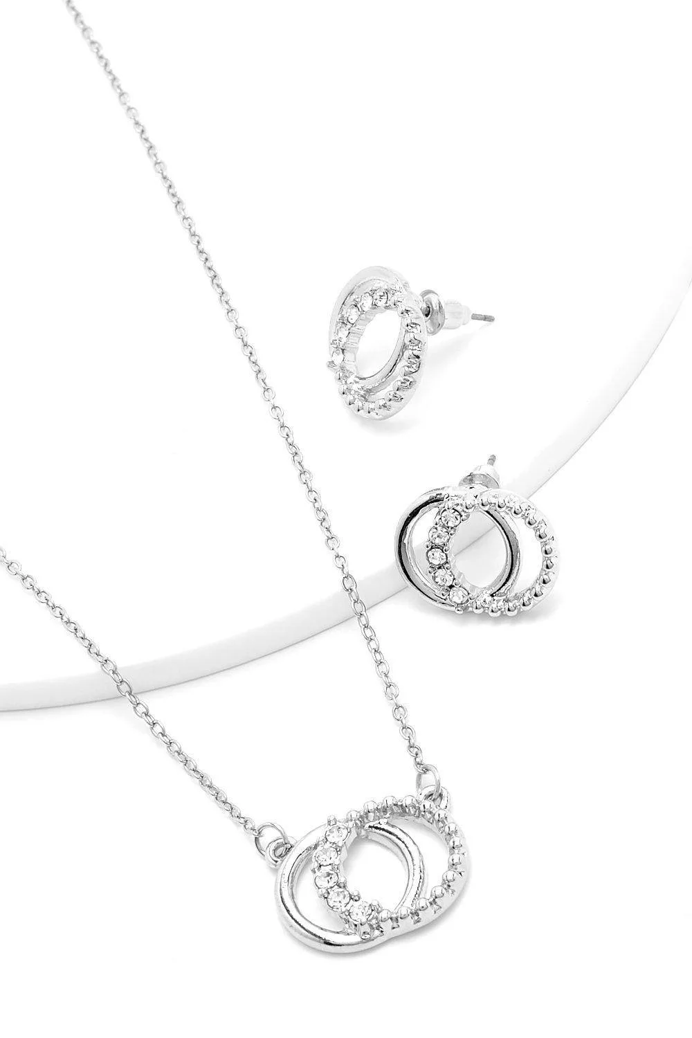 Links Necklace & Earring Set by boohoo