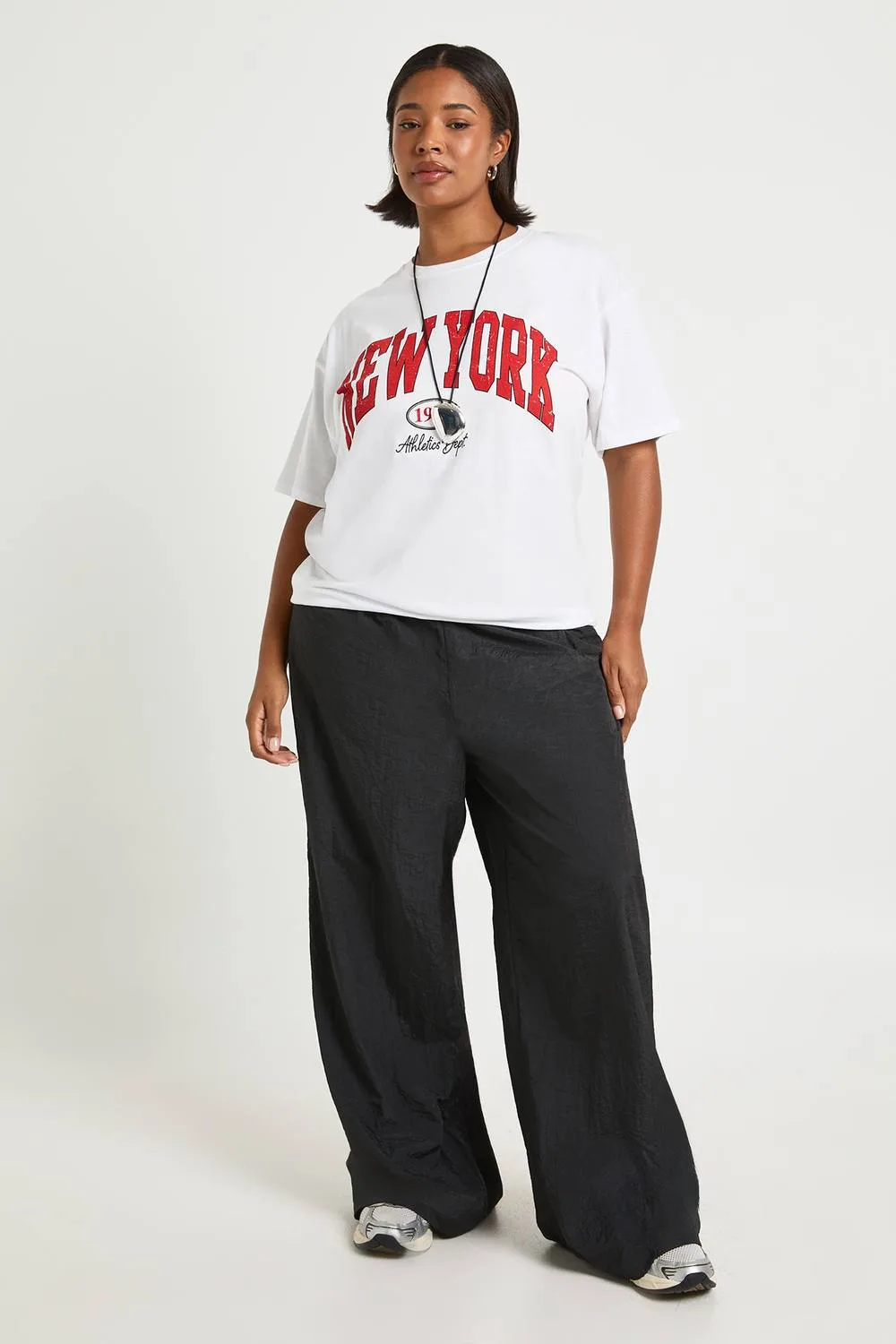 Nylon Pleat Detail Cargo Trousers by boohoo