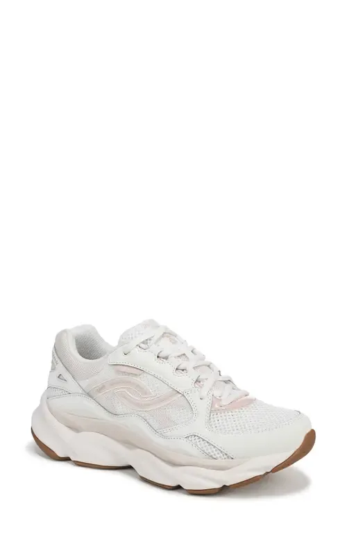 Rezorb Max Classic Walking Sneaker by Rykä