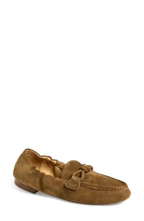 Alexi Loafer in Camel Suede