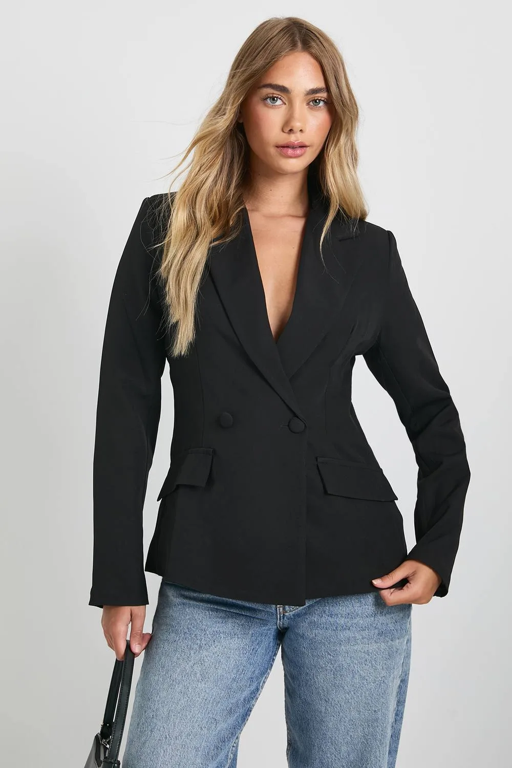 Plunge Tailored Fitted Blazer by boohoo