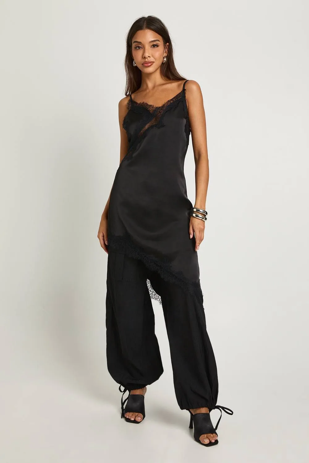 Poplin Low Rise Parachute Trousers by boohoo